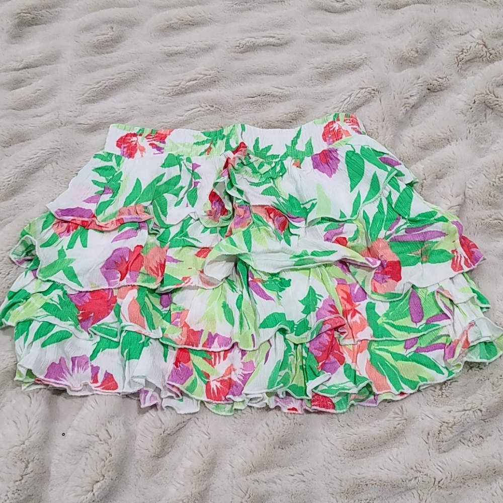 EUC Aeropostale Flower Mini Skirt